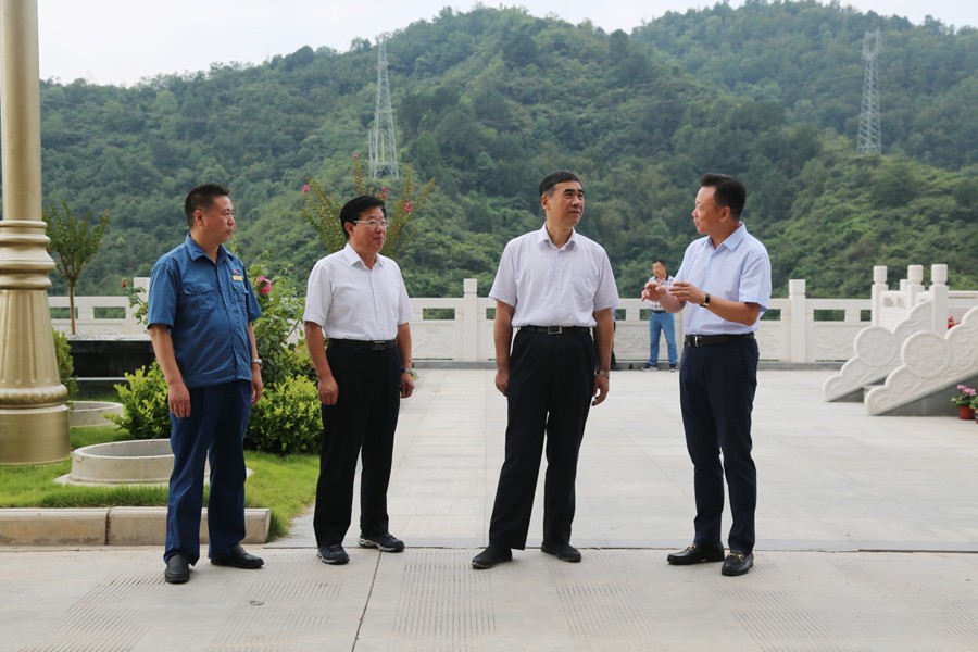 24-2018年8月，全省綠色礦山建設現(xiàn)場會在金徽股份召開，時任副省長李斌出席會議并做重要講話。.jpg