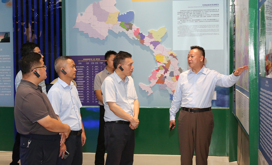 10.3-2022年08月，省科技廳副廳長牛振明蒞臨金徽股份指導工作。.jpg